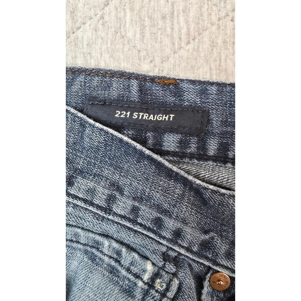 Lucky Brand 221 Straight Jeans Mens 36 Blue Distressed Denim
